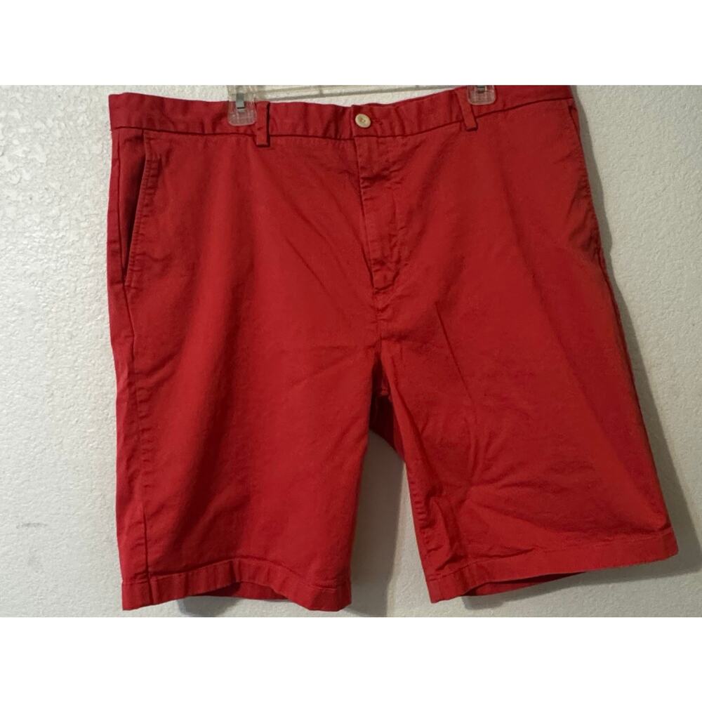 Vineyard Vines Men's Shorts Coral Size 42